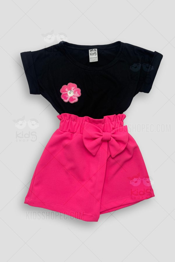 Blusa Negra y Short con Lazo en Cintura - Imagen 7