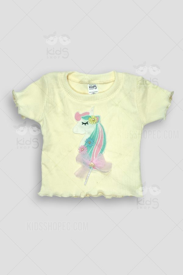 Conjunto de ropa con un bordado de unicornio y acabos volantes en dobladillos. - Imagen 3