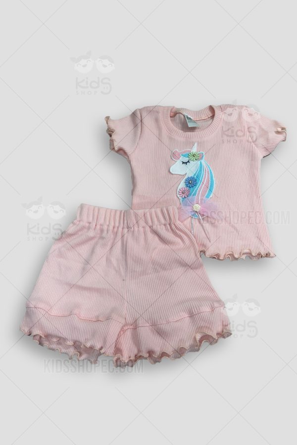 Conjunto de ropa con un bordado de unicornio y acabos volantes en dobladillos. - Imagen 4