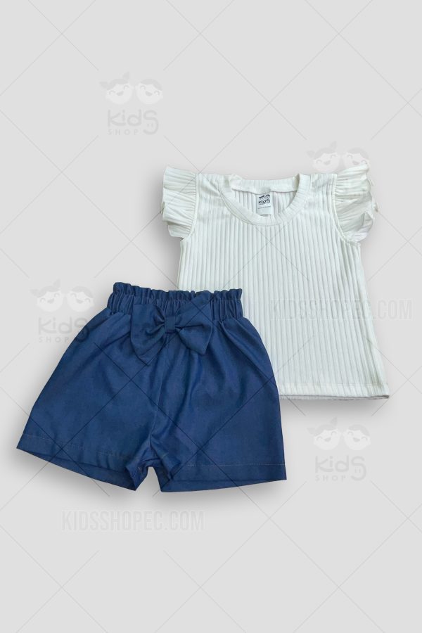 Conjunto de blusa manga corta y short con lazo.