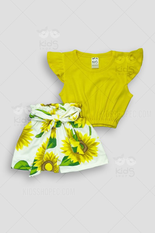 Conjunto de Top con Volantes y Falda de Girasoles