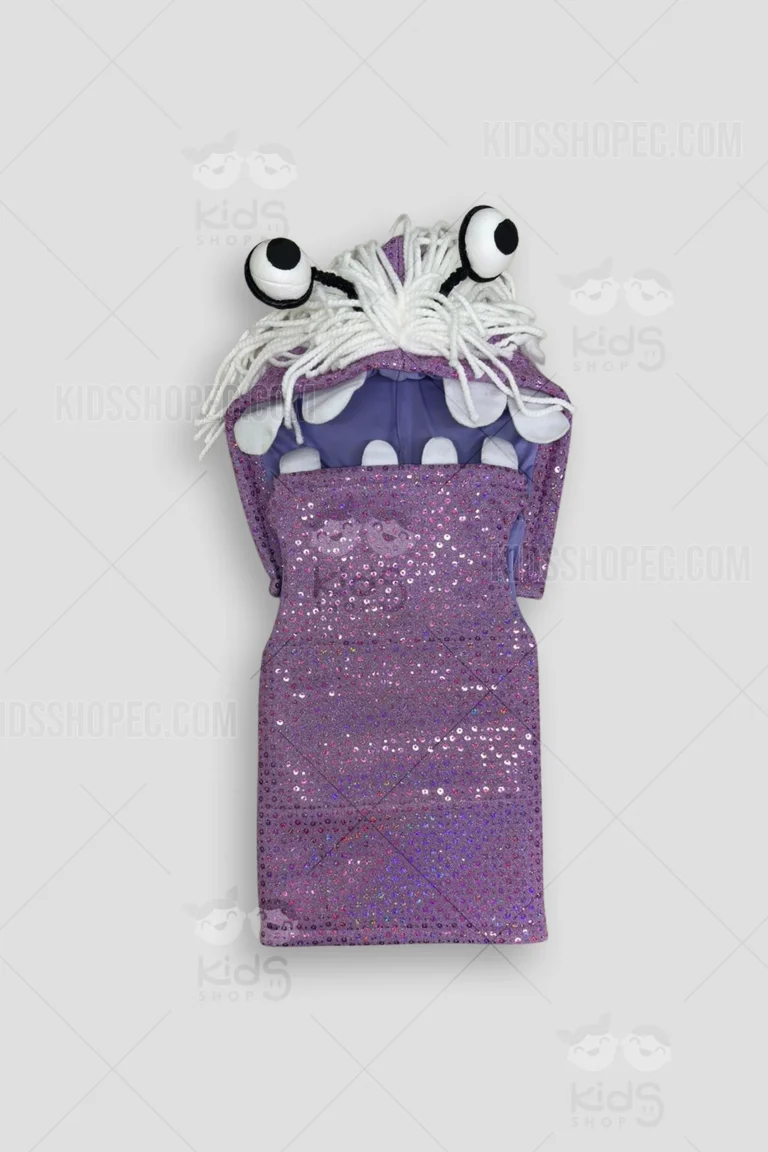 Disfraz artesanal de Sulley de Monsters, Inc. para bebé en azul turquesa con manchas moradas. Incluye túnica acolchada con cara bordada, gorro con cuernos y escarpines coordinados. Esta mudada temática es confeccionada a medida en Ecuador por Kids Shop EC para sesiones fotográficas y cumpleaños.