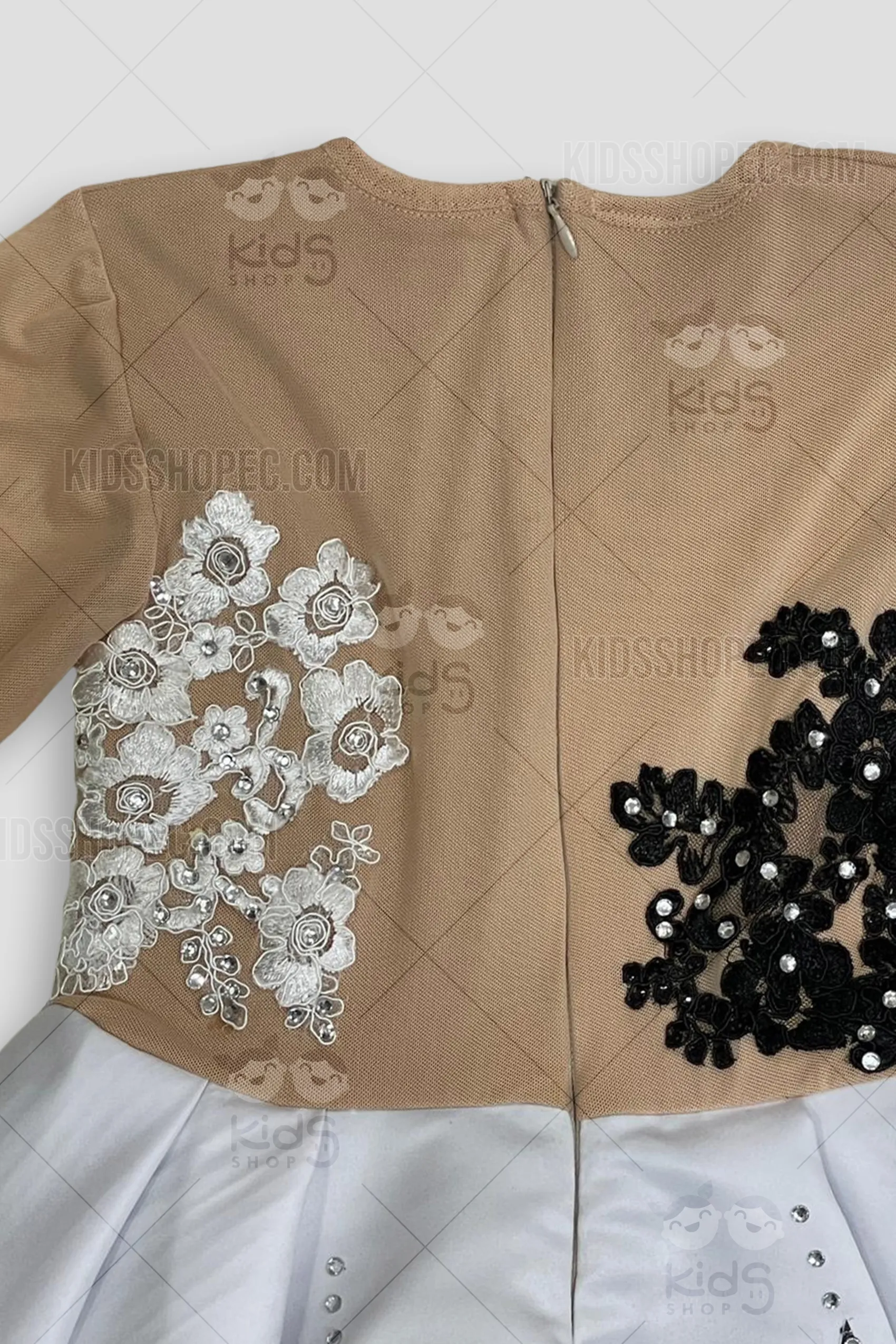 Traje de Madrina de Fútbol para Niña: Vestido Deportivo Premium con Accesorios Completos a Medida - Imagen 4